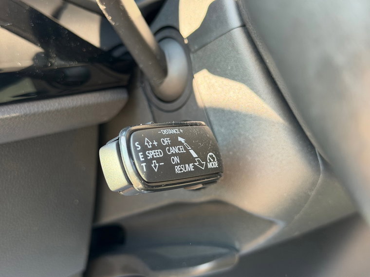 Vehicle Image 24