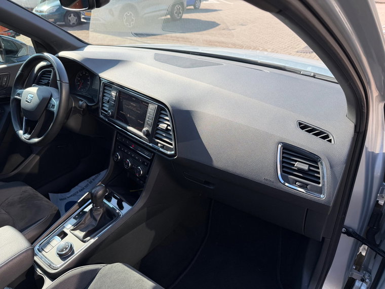 Vehicle Image 45