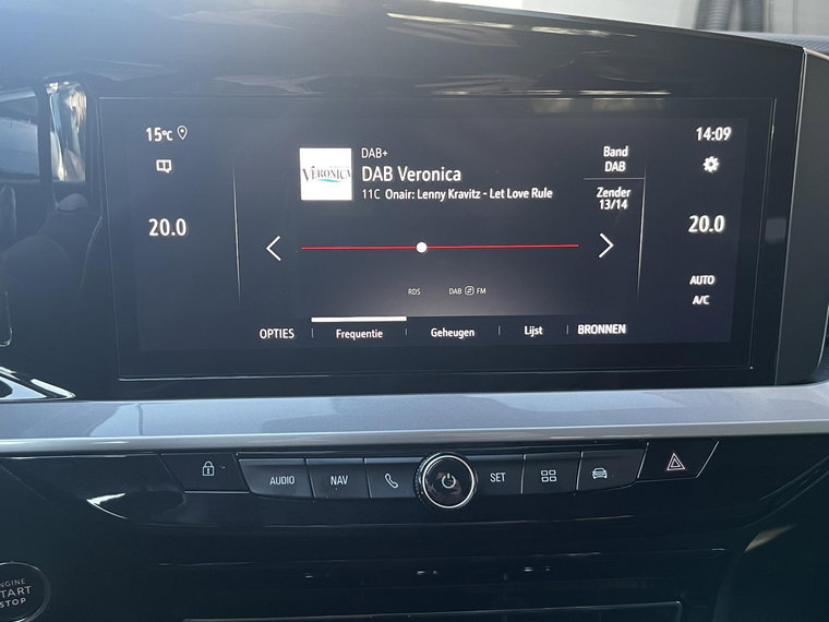 Vehicle Image 35