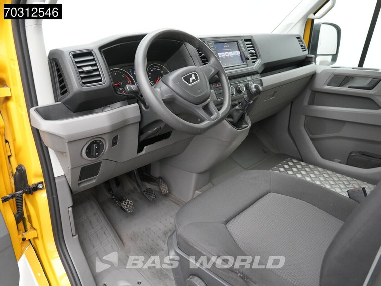 Vehicle Image 16