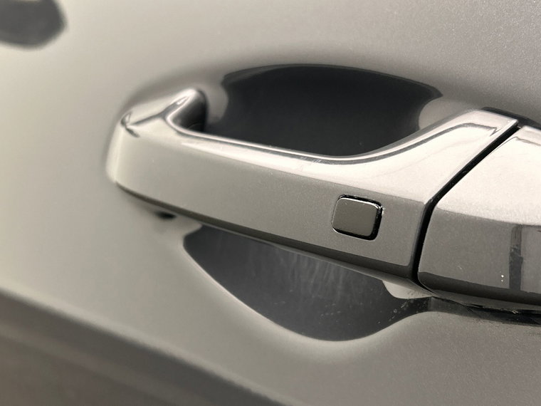 Vehicle Image 37