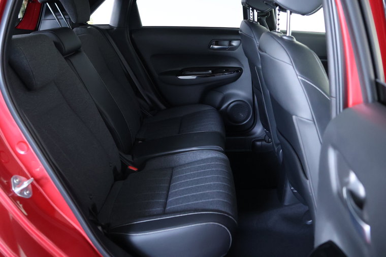 Vehicle Image 13