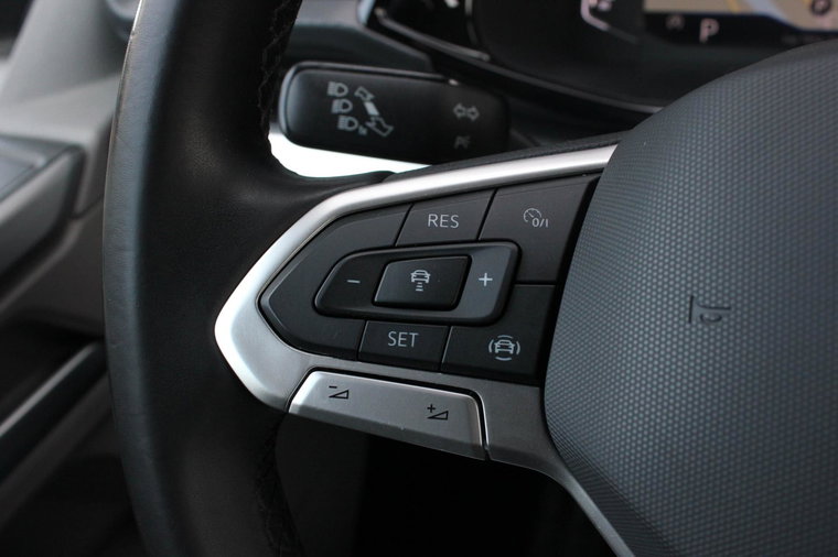 Vehicle Image 40