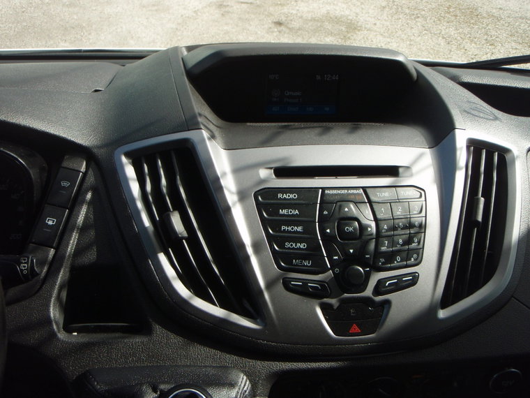 Vehicle Image 19