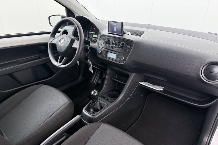Vehicle Image 14