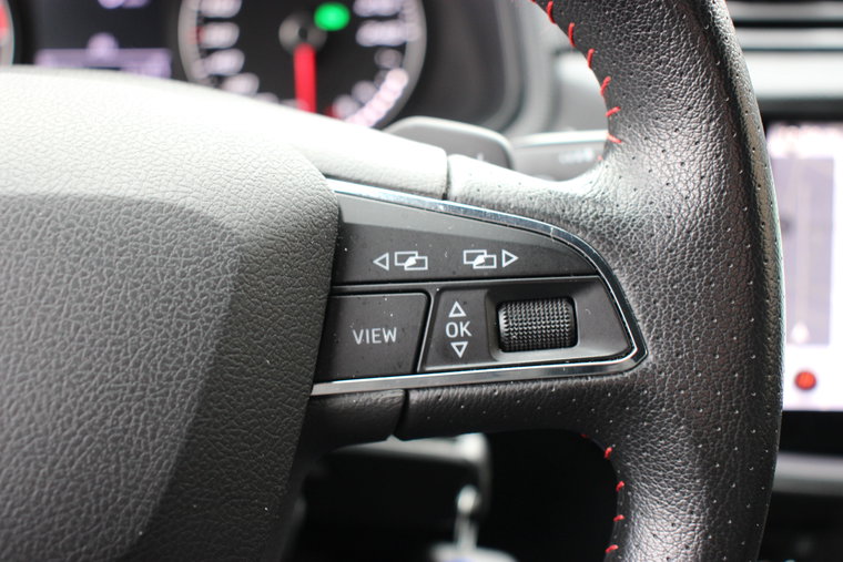 Vehicle Image 28