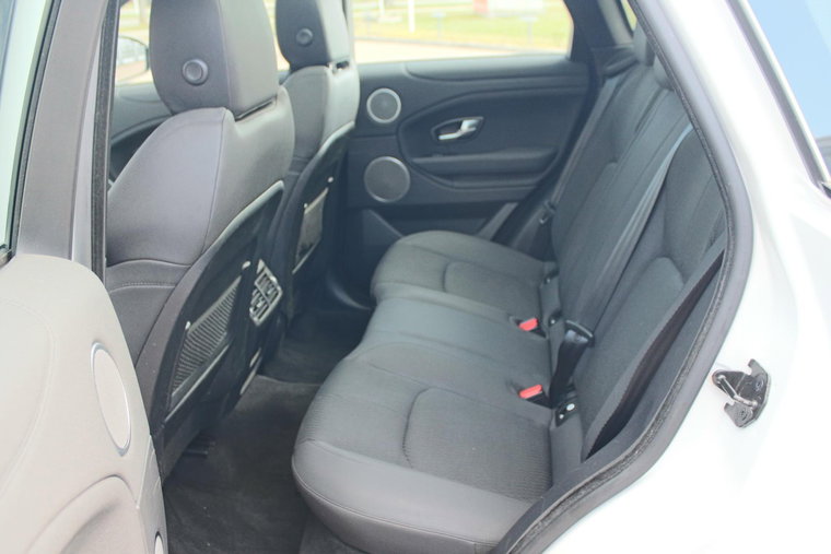 Vehicle Image 23