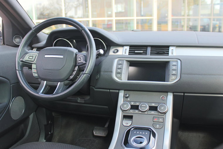 Vehicle Image 26