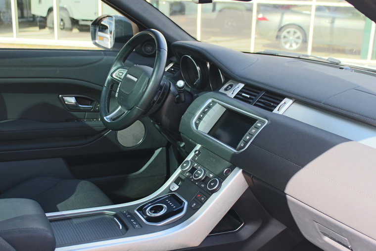 Vehicle Image 36