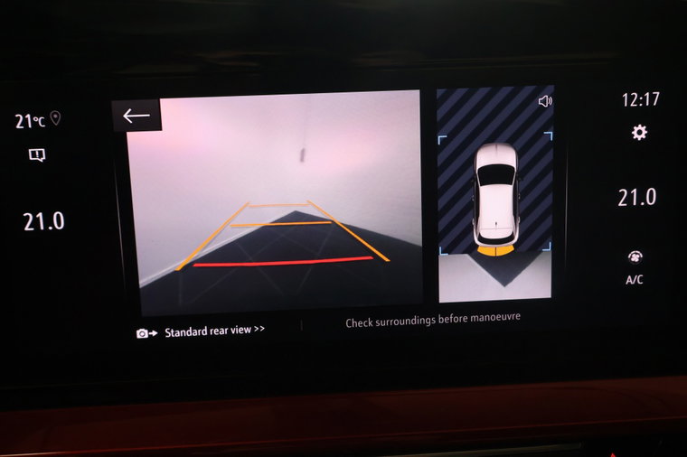 Vehicle Image 17