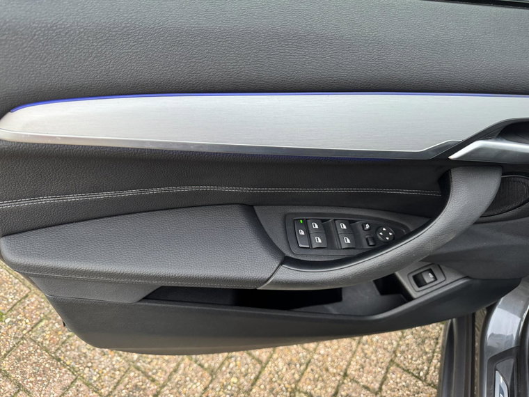 Vehicle Image 28