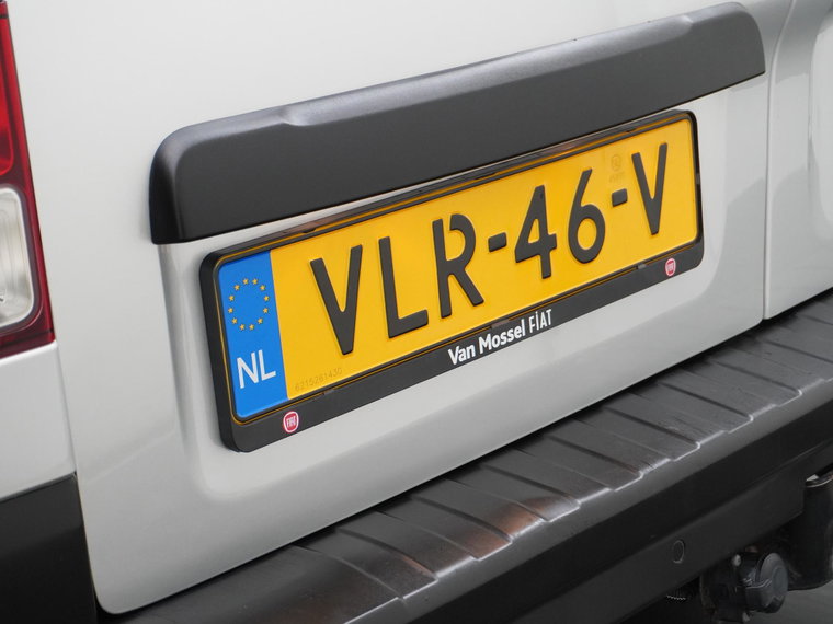 Vehicle Image 29