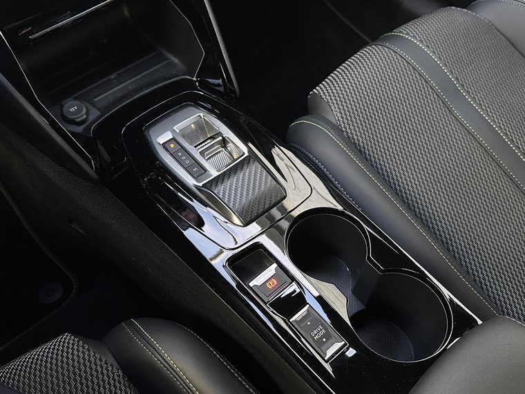 Vehicle Image 28