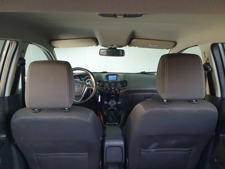 Vehicle Image 40