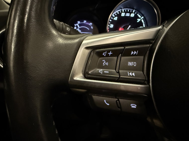 Vehicle Image 23