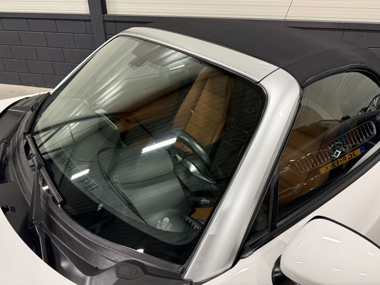 Vehicle Image 33