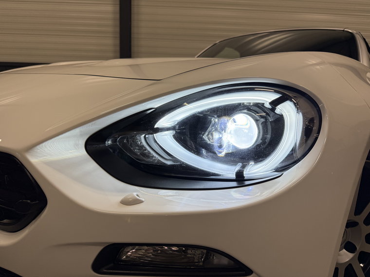 Vehicle Image 35