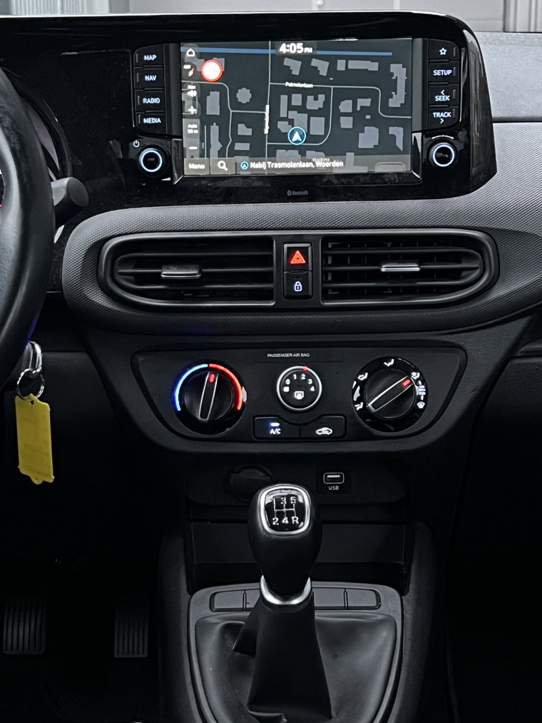 Vehicle Image 13