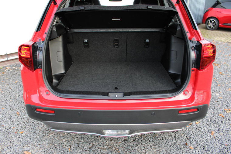 Vehicle Image 13