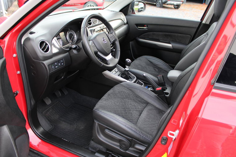 Vehicle Image 10