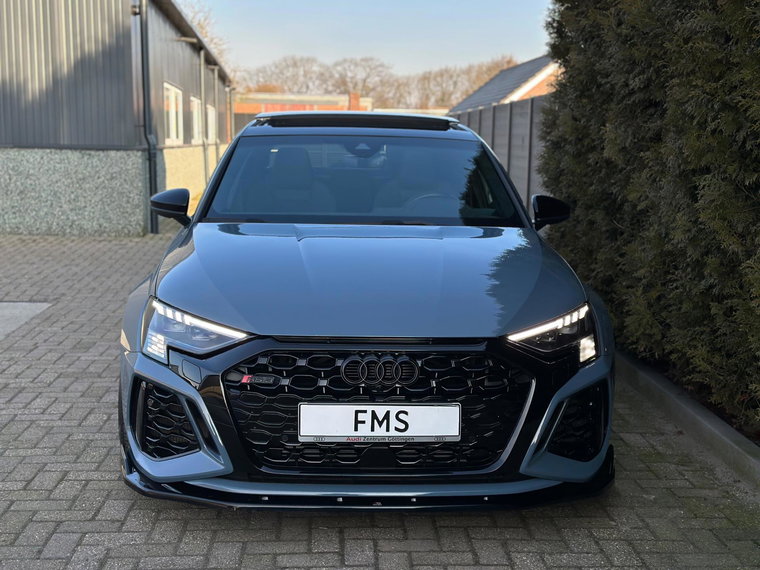 Vehicle Image 41