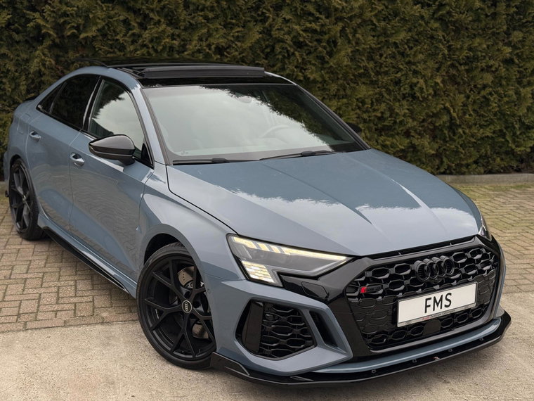 Vehicle Image 45