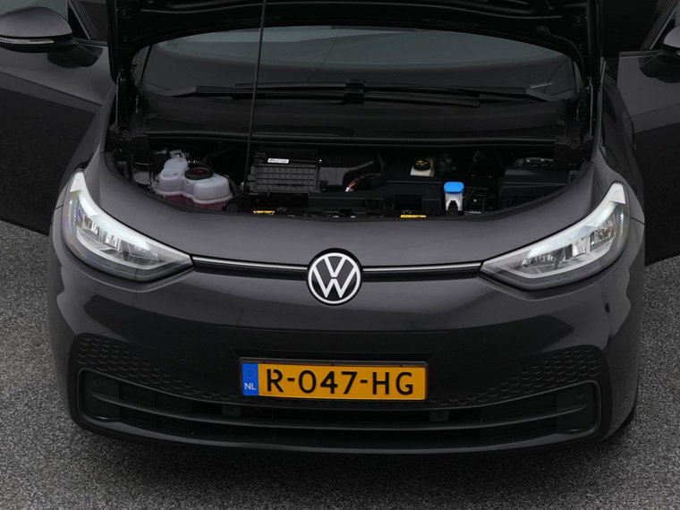 Vehicle Image 32