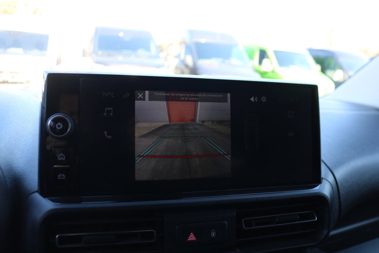 Vehicle Image 36
