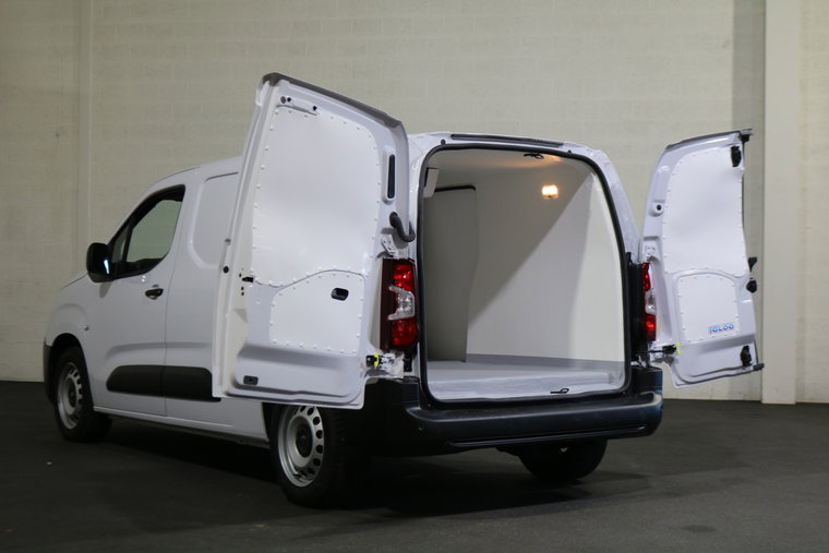 Vehicle Image 10