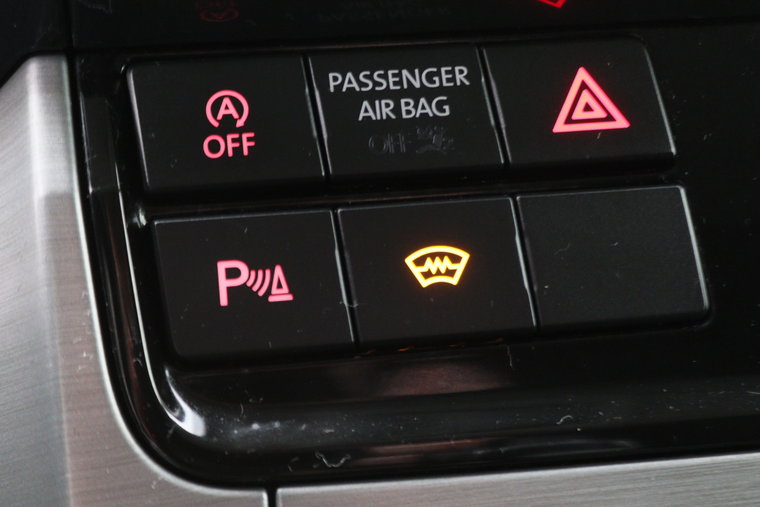 Vehicle Image 32