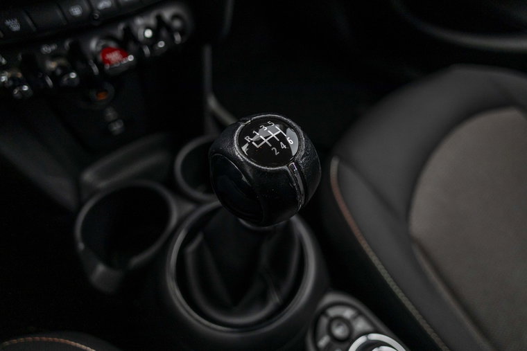 Vehicle Image 24
