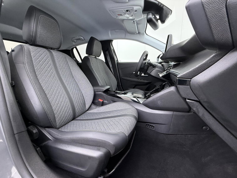 Vehicle Image 39