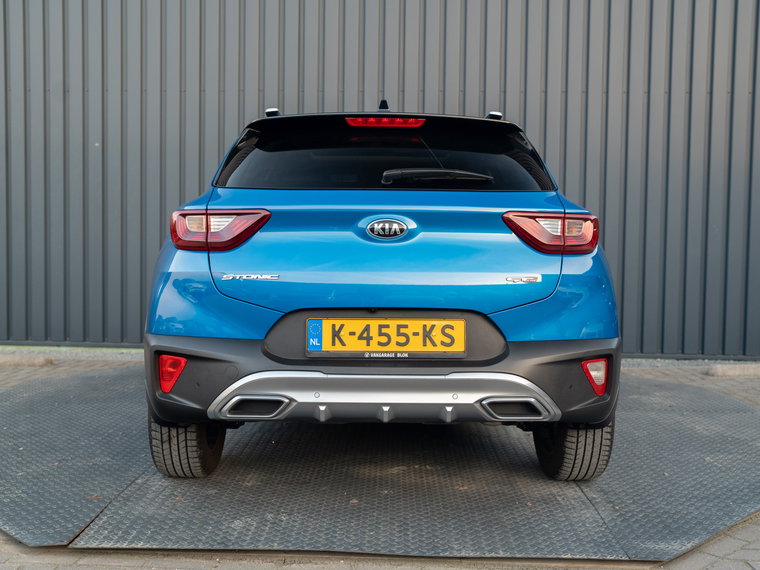 Vehicle Image 35