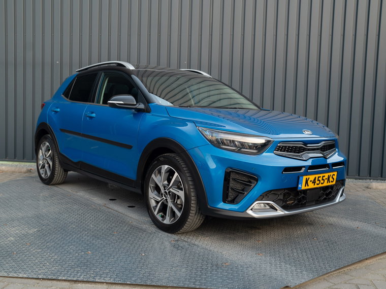 Vehicle Image 40