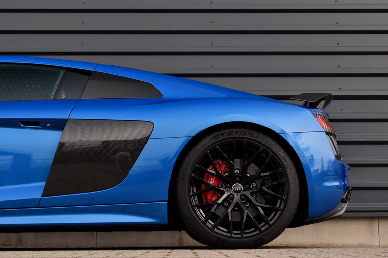 Vehicle Image 32