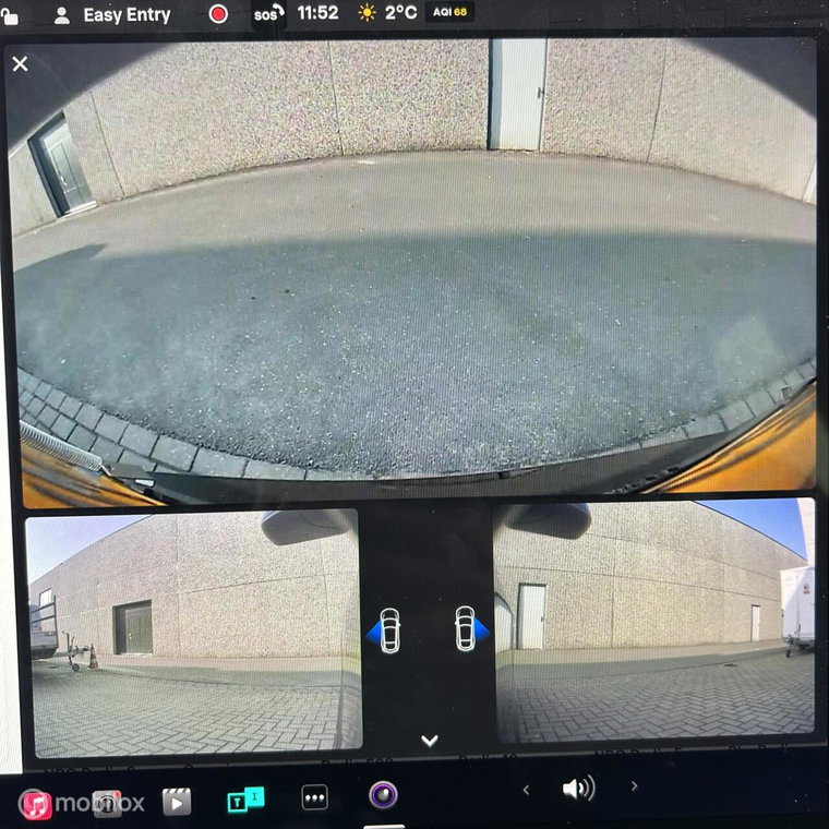 Vehicle Image 17