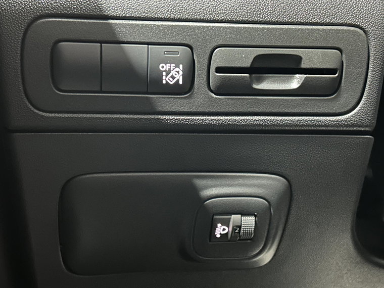 Vehicle Image 37