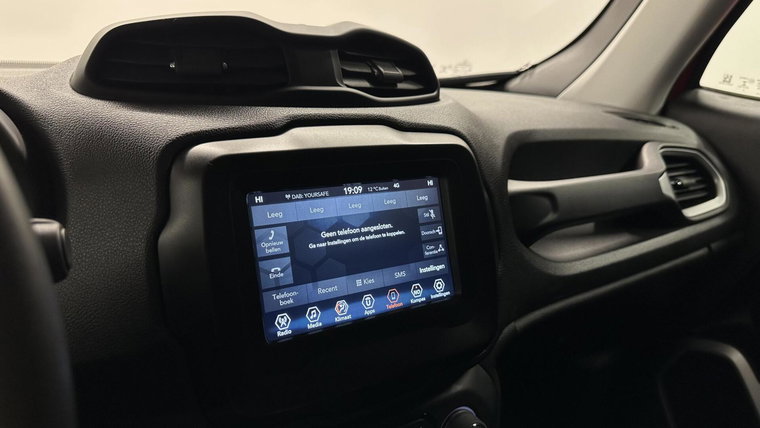 Vehicle Image 37