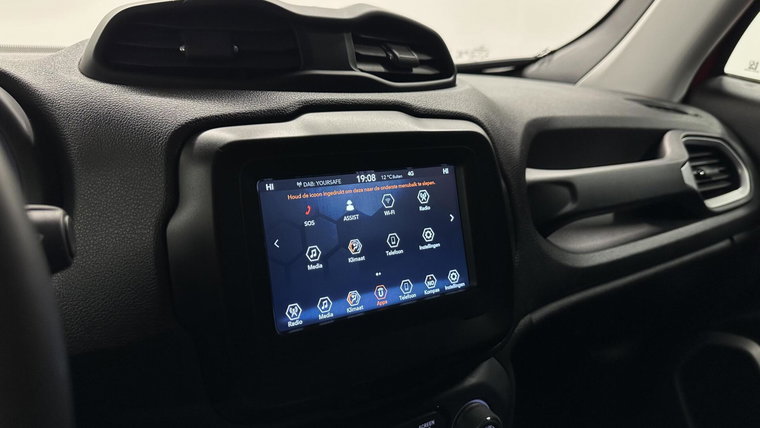 Vehicle Image 38