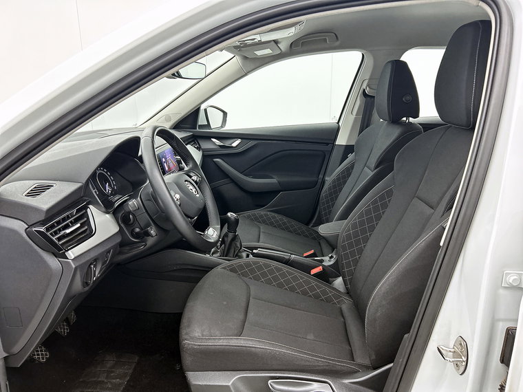 Vehicle Image 14