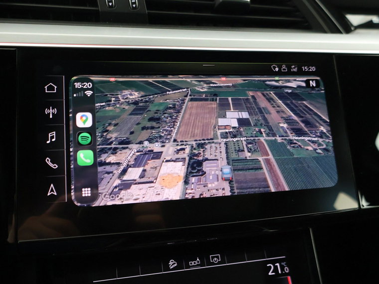 Vehicle Image 21