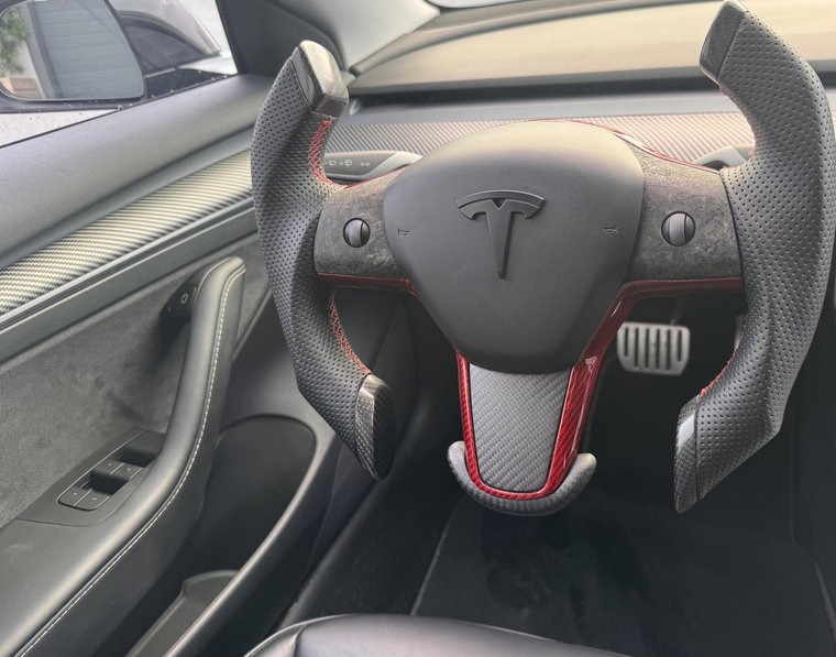 Vehicle Image 17