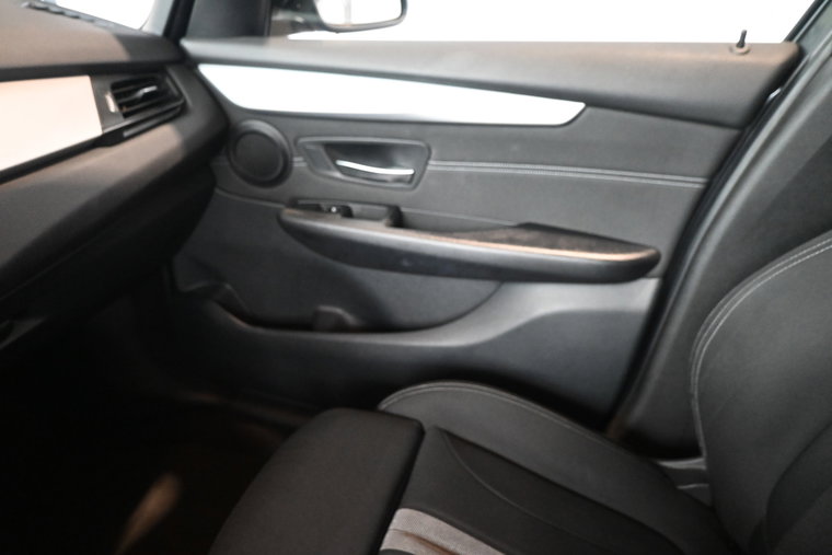 Vehicle Image 37