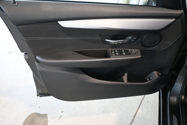 Vehicle Image 40