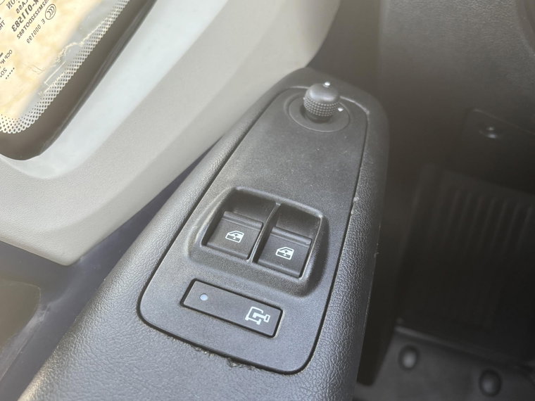 Vehicle Image 27