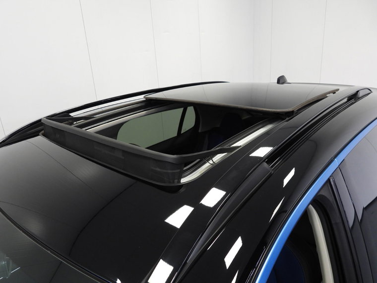 Vehicle Image 40