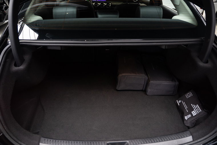 Vehicle Image 28