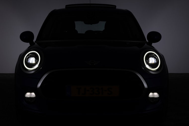 Vehicle Image 34