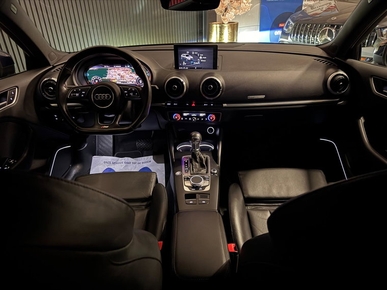 Vehicle Image 38