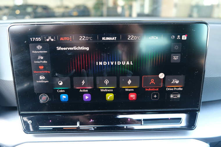 Vehicle Image 35